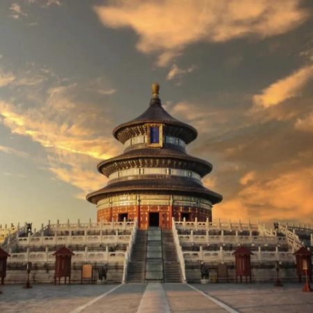 Happy Dragon Saga Hotel With Terrace-- Free Wifi With Fluent English Speaking,Tourist Ticket Service&Food Recommendation,Near Tian'Anmen Forbidden City,Wangfujing Walking Street,Easy To Get Any Tour Sights By Metro Beijing Exterior photo