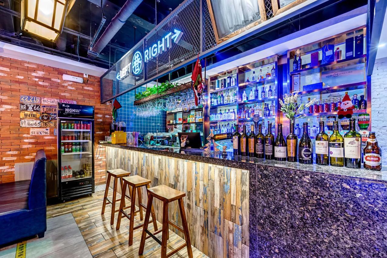 Happy Dragon Saga Hotel With Terrace-- Free Wifi With Fluent English Speaking,Tourist Ticket Service&Food Recommendation,Near Tian'Anmen Forbidden City,Wangfujing Walking Street,Easy To Get Any Tour Sights By Metro Beijing Exterior photo