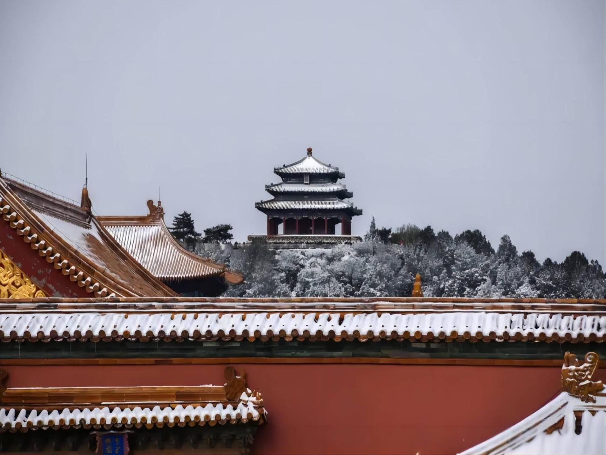 Happy Dragon Saga Hotel With Terrace-- Free Wifi With Fluent English Speaking,Tourist Ticket Service&Food Recommendation,Near Tian'Anmen Forbidden City,Wangfujing Walking Street,Easy To Get Any Tour Sights By Metro Beijing Exterior photo